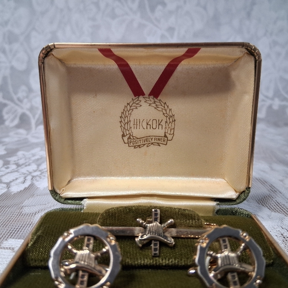 Vintage Hickok Fireman's Cufflinks & Tie Bar Set Presentation Box Original - Picture 6 of 13
